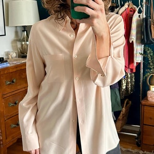 Vintage 90&#39;s 100% Silk Peachy Pink Long Sleeve Button Down Blouse Size Medium