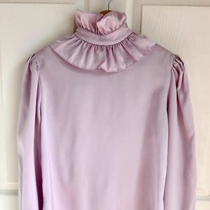 Vintage Ruffled Collar Lavender Blouse Size Medium | Work Wear | Princess Di Style