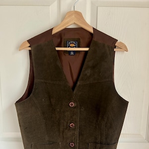 Vintage Men&#39;s Brown Suede Vest Size Large | Western Style