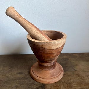 Vintage Wooden Mortar and Pestle | Tea, Herb & Spice Grinder