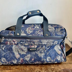 Vintage Navy Overnight Tapestry Bag | 90&#39;s Carpet Bag Satchel Floral