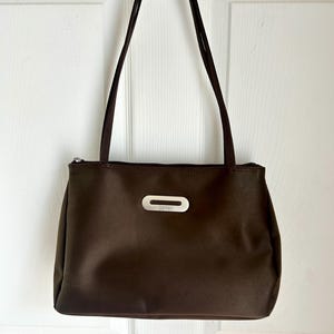 Bolso de hombro minimalista de satén marrón Esprit vintage de los años 90