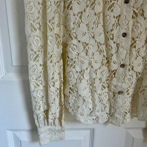 Vintage Cream Spets Westernskjorta | Damskjorta med knappar | Boho-topp i liten storlek bild 6