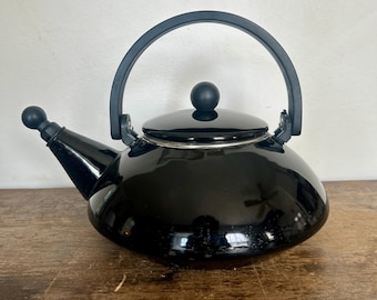 Vintage Le Creuset Zen Black Tea Kettle Teapot | Retro Kitchen Decor | Enamel Whistling Tea Ware