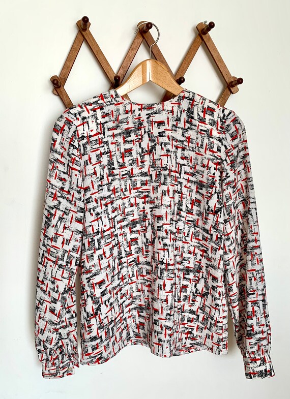 80's Abstract Print Blouse and Pleated skirt Set … - image 4