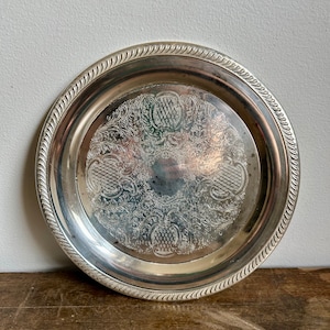Vintage Round Silver Plated Decorative Tray | Small Round Silver Tray | Vintage Silver Vanity Tray