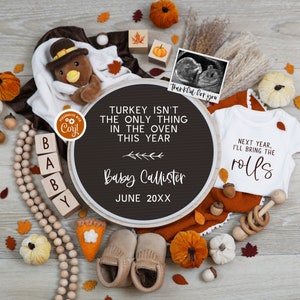 Thanksgiving Pregnancy Announcement, Digital Turkey Isn&#39;t the Only Thing in the Oven Baby Reveal, Pumpkins Pregnancy Reveal, Extra Thankful