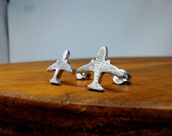 Minimalist silver earrings / Sterling silver studs / travel jewelry