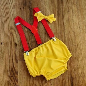 Winnie the Pooh Style Baby Boy Cake Smash Outfit Bloomer Diaper Cover, Suspenders and Bow Tie Set