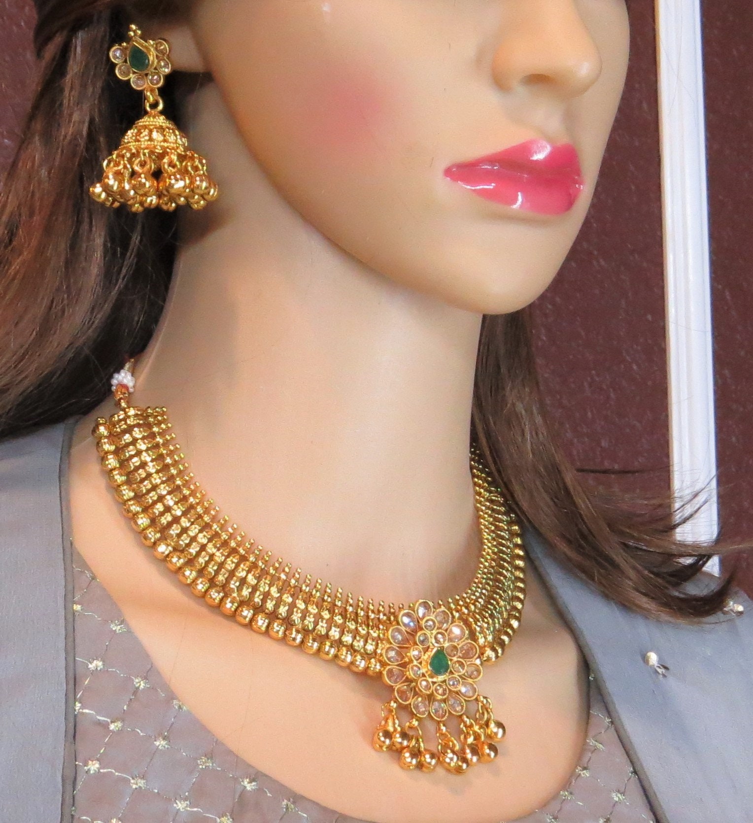 Classic Gold Necklace Set