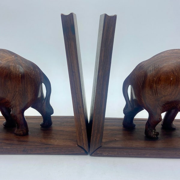 2 Vintage Hand Carved Wooden Elephant Bookends Folk Art Boho Mid Century Modern