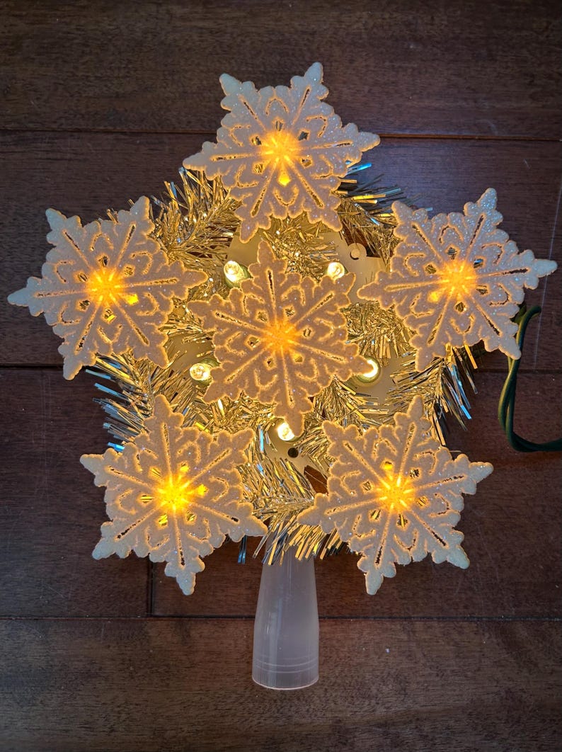 Vintage Lighted Vintage White Snowflake Star Christmas Tree Topper White Lights