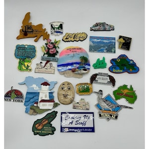 Vintage Tourist Souvenir Magnets Lot Of 22 USA Canada Light House Vegas Kitschy