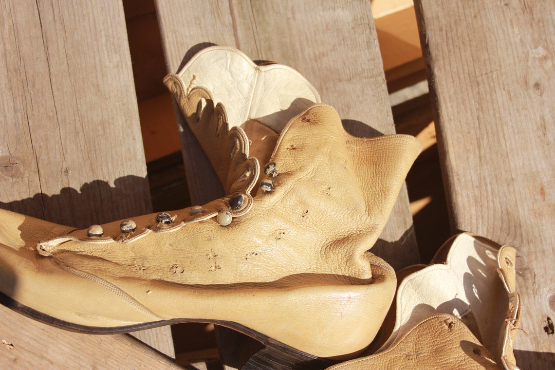 Victorian Shoe Heart Heel Plate Etsy