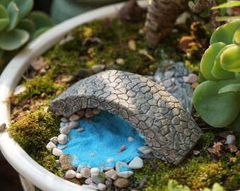 Fairy Garden Miniature Japanese-style Bridge  , Miniature Gardening, Terrarium Accessories