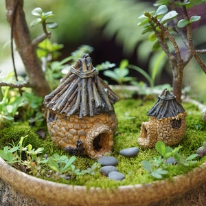 Miniature Mixed Size Dome Thatched Cottage , Fairy Garden Supplies & Accessories