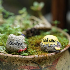 Fairy Garden Miniature Set of 2 PCS Mini Lettering Stone , Miniature Gardening, Terrarium Accessories