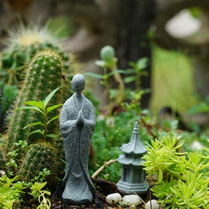 10CM Miniature Small Monk Buddha Praying-hands and Pagoda , Fairy Garden Accessory, Miniature Gardening, Terrarium Supply