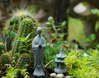 10CM Miniature Small Monk Buddha Praying-hands and Pagoda , Fairy Garden Accessory, Miniature Gardening, Terrarium Supply
