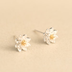 925 Silver Lotus Earring, Silver Lotus Stud Earring, Dainty Stud Earring, Lotus Jewelry, Zen Earring, Buddhda Lotus Earring Gift for Her