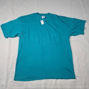 NWT GAP Single Stitch Pocket T Shirt Size XL