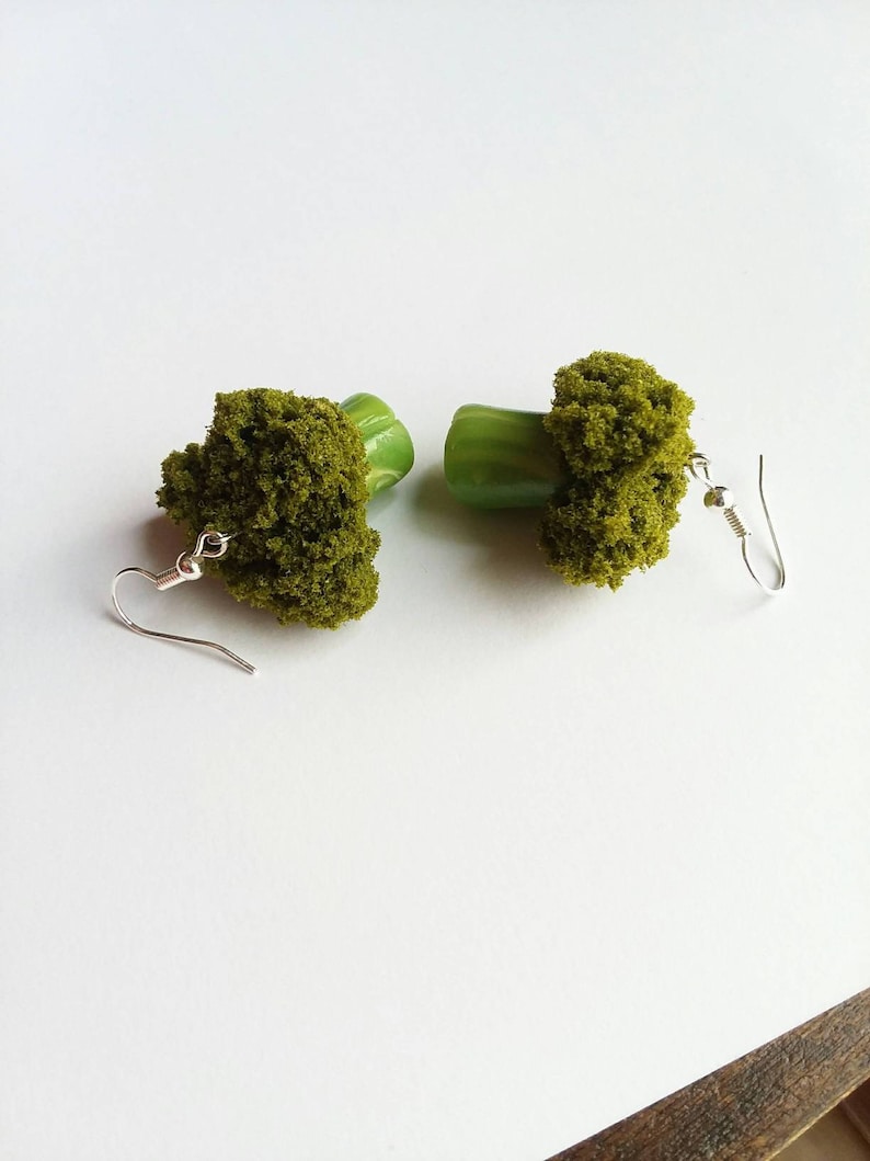 Broccoli earrings image 1