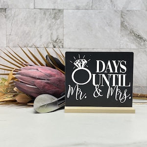 Days until Mr & Mrs wedding Chalkboard Countdown, wedding gift, days to wedding sign, days until mr mrs, days to wedding, days until wedding