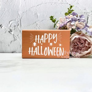 Happy halloween Wood Sign, halloween decor, halloween sign, spooky decor, creepy signs, spooky sign, halloween decorations