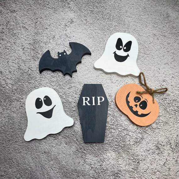 Spooky Halloween Wood Decor Set Ghost Sign, Bat Sign, Halloween
