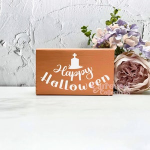 Happy halloween Wood Sign, halloween decor, halloween sign, spooky decor, creepy signs, spooky sign, halloween decorations