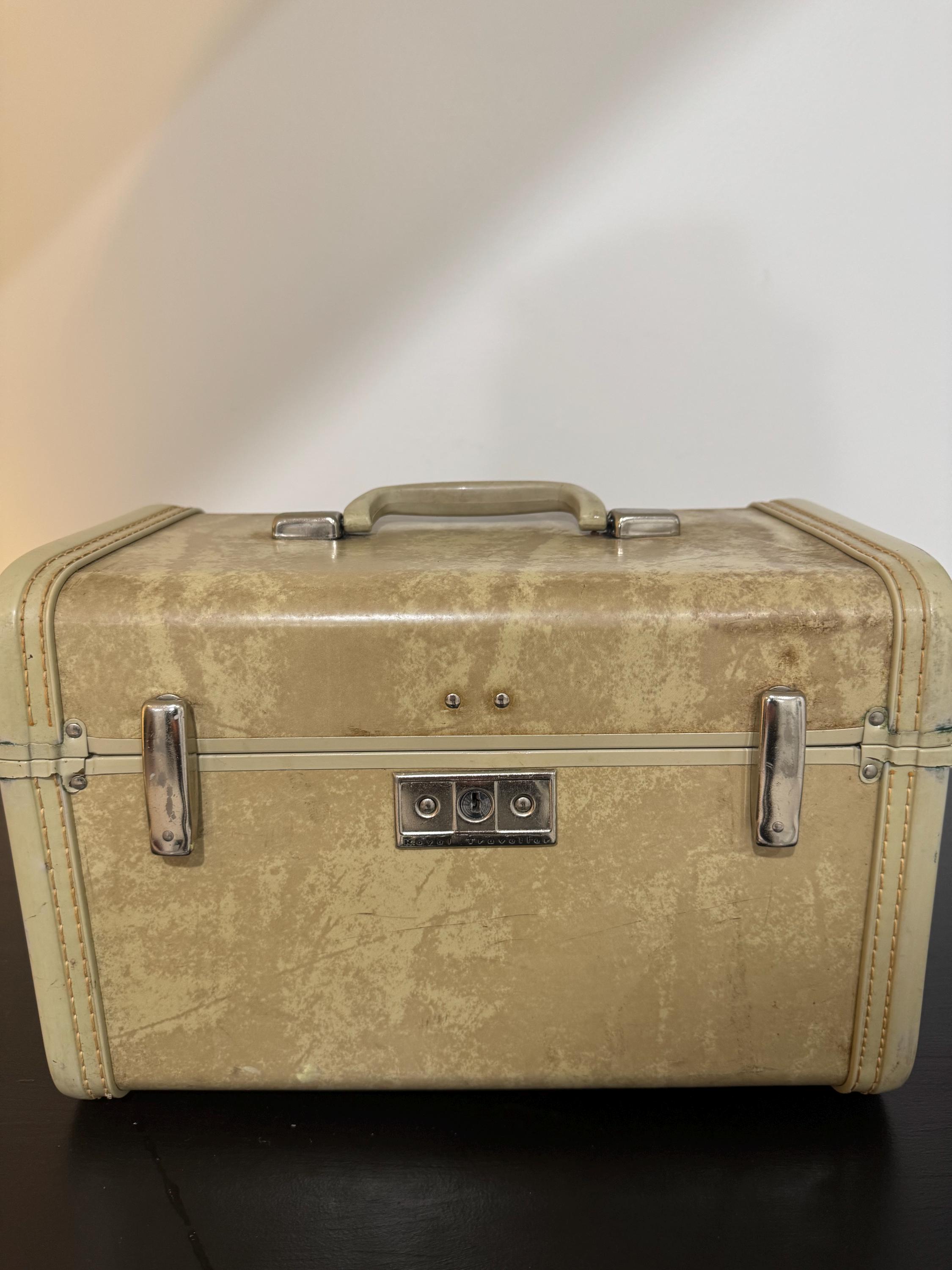 Trousse De Maquillage Vintage Royal Traveller Bleu-gris - Valise Rigide à Plateau - Années 1970 - Occasion - Fabriquée Aux États-Unis