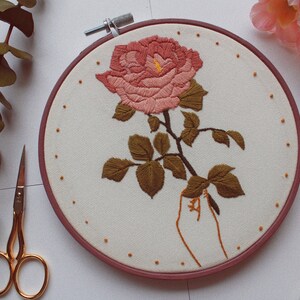 a single rose embroidery pattern / hand-embroidery needlepoint pdf image 2