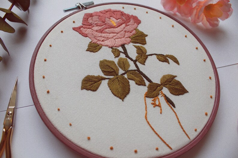 a single rose embroidery pattern / hand-embroidery needlepoint pdf image 5