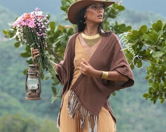 Cárdigan kimono de algodón crudo tejido a mano: Chaqueta bohemia con flecos