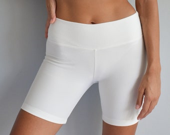 white short leggings