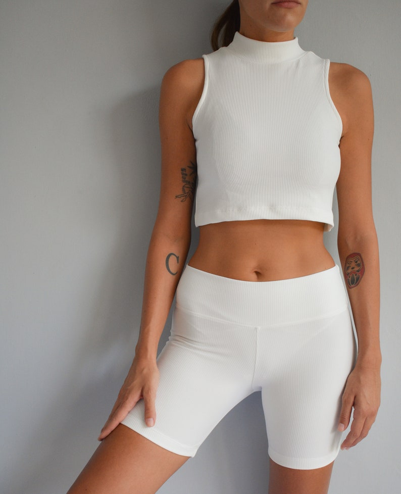 Ribbed stretch short leggings, White co-ord leggings image 2