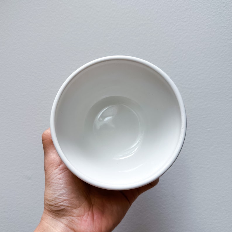 Porcelain Strawberry Bowl image 3