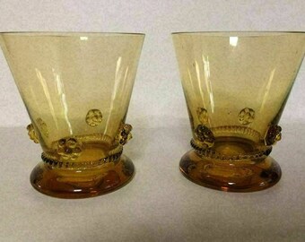 Raro juego de 2 viejos vidrios de vidrio ámbar de doble disparo de vidrio soplado