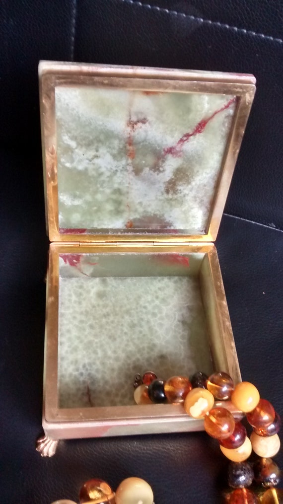 Heavy Alabaster jewelry box, Red Green Onyx chest, ma… Gem