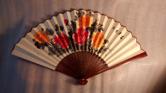 Vintage hand fan, Chinese Hand Painted Fan with c… - image 1