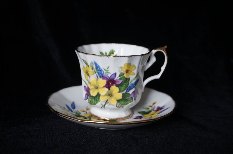 Vintage Elizabethan Tea Cup and Saucer Etsy Canada