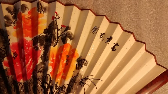 Vintage hand fan, Chinese Hand Painted Fan with c… - image 2