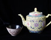 Yellow Chinese Enameled Porcelain Longevity Symbol Tea Pot - Famille Jaune Calligraphy Flowers Yellow Pottery Jiagong Jiagonb Mun Shou