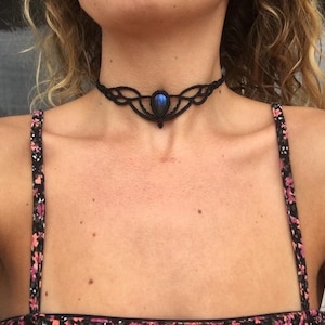 Collier ras de cou ou diadème en macramé labradorite goutte bleue, collier ras de cou, couronne de fée, diadème de déesse, cadeau pour elle, design chic unique, pierre précieuse image 1