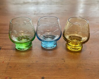 Vintage Napco Liqueur Glasses, Etched Wheat Pattern, Set of Three