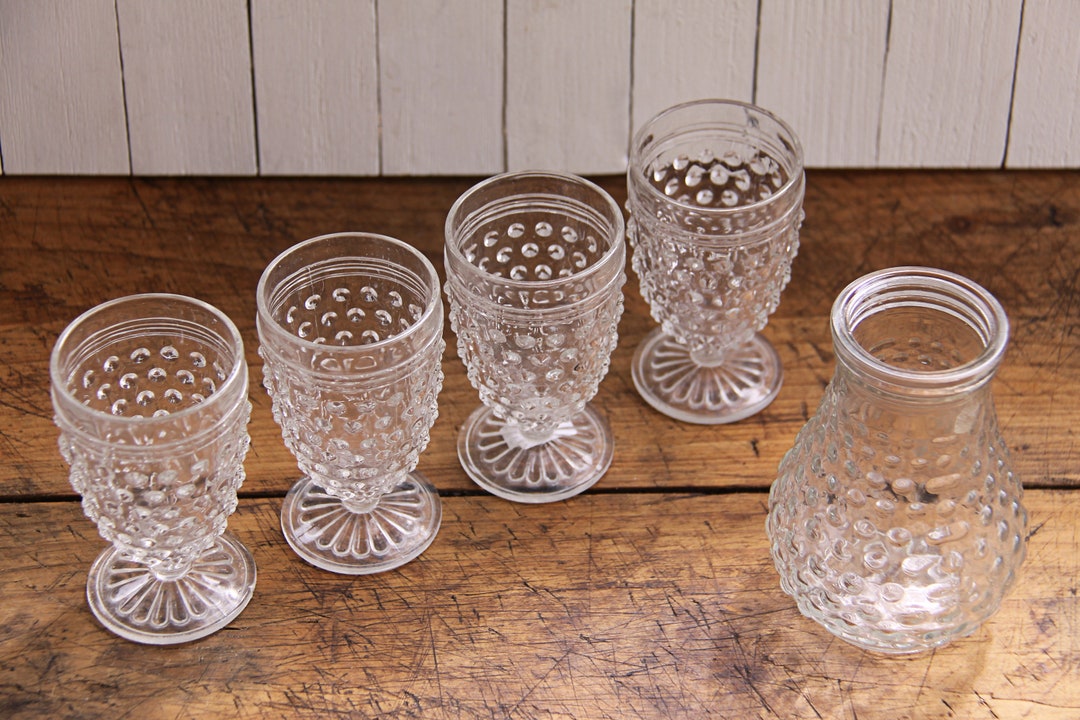 Jonnie Glass Set Of 5 in Traditional Clear