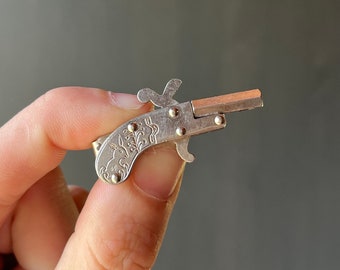 B29 B24 ラジオマン用灰皿　ww2 大戦 B29 B24 ラジオマン用灰皿 ww2 大戦