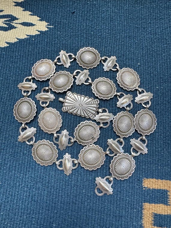 Vintage Native American Navajo Southwestern Sterling Silver  display picture 1