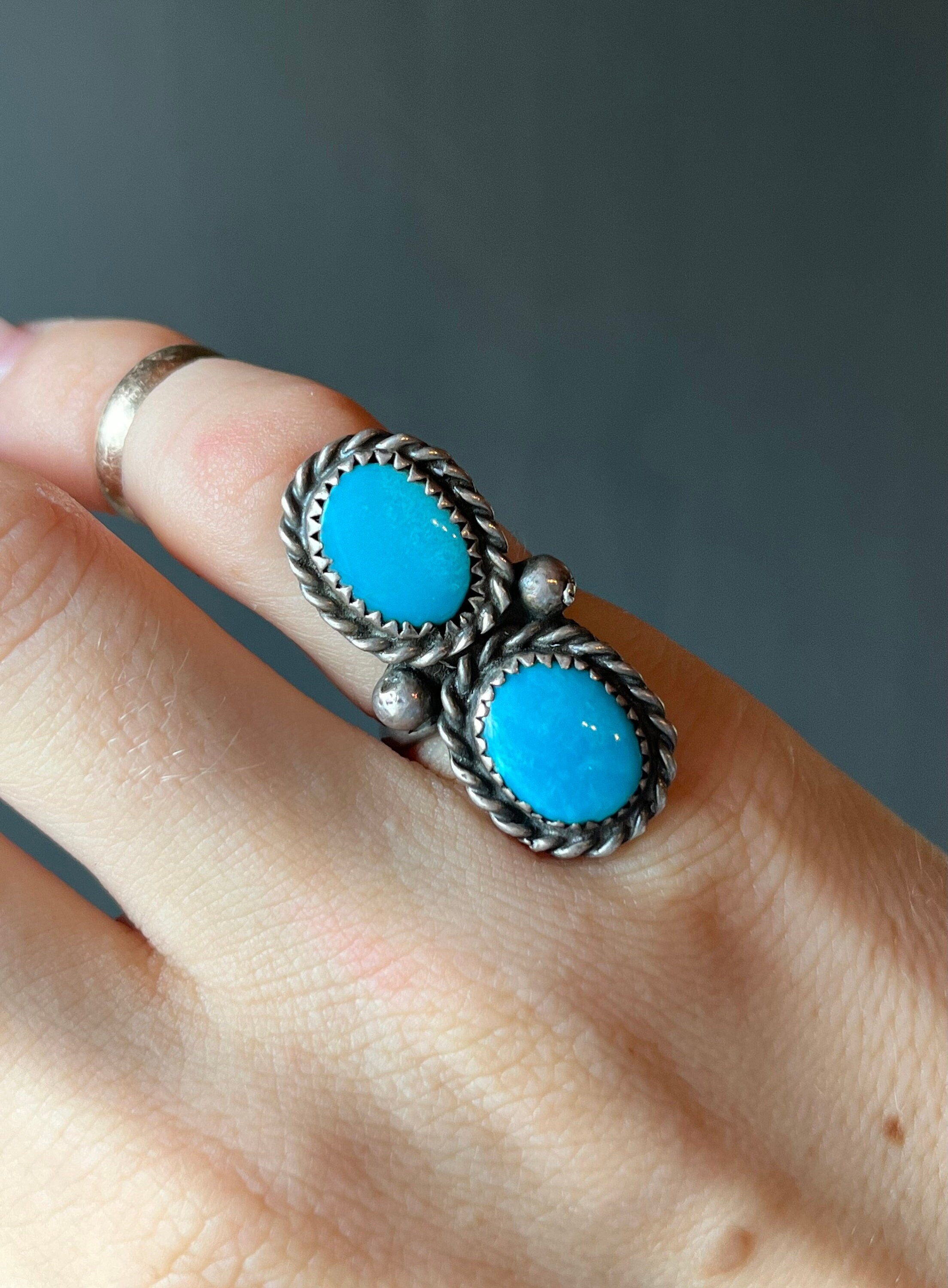 Sz 5 ~ Vintage Southwestern Native American Sterling Silver