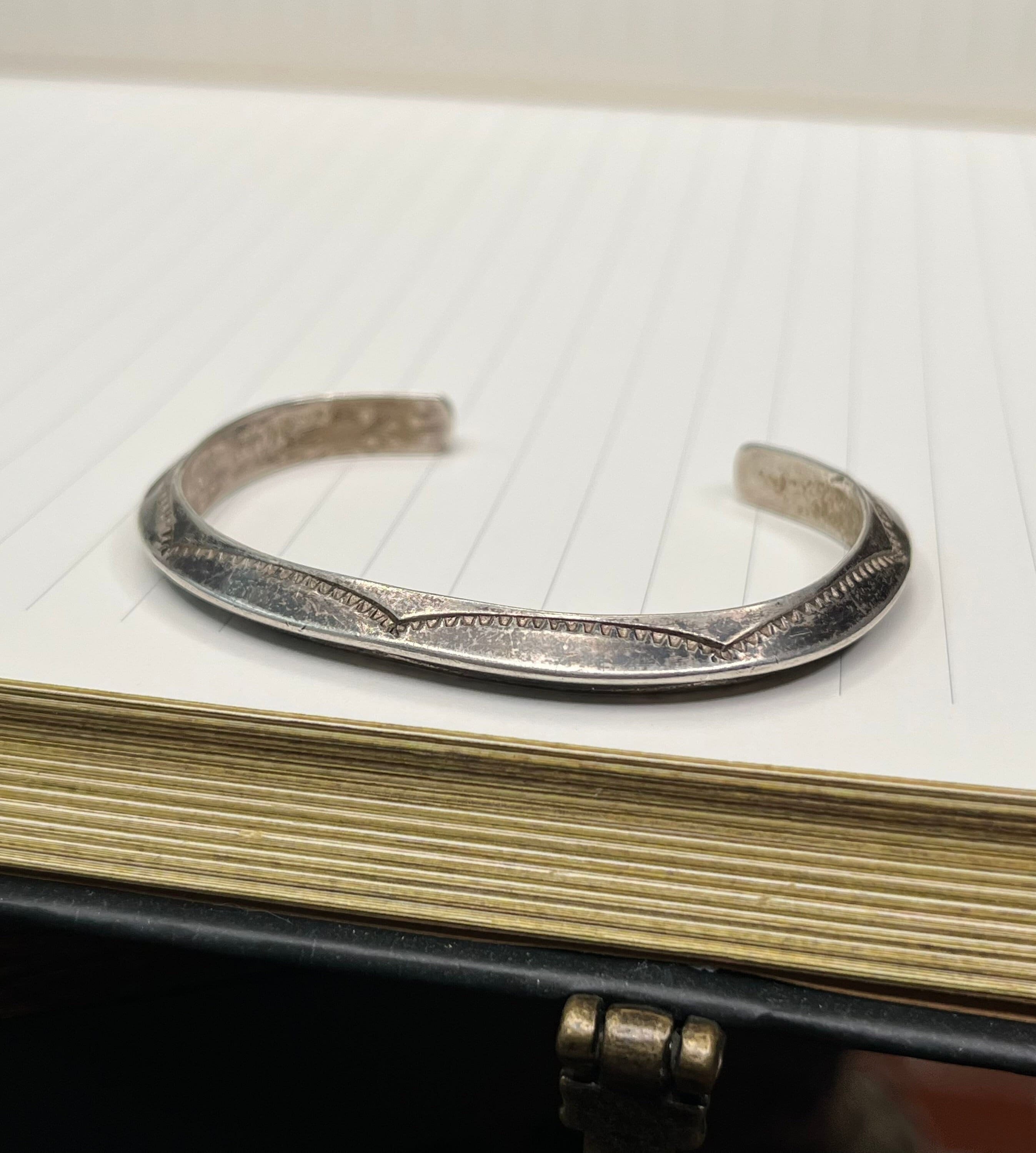 Vintage Native American TAHE Sterling Silver Stamped Triangle Cuff